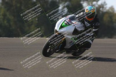 media/Nov-02-2025-Lets Ride (Sun) [[f7a3caa734]]/B Group/1120am (Turn 2 Inside)/